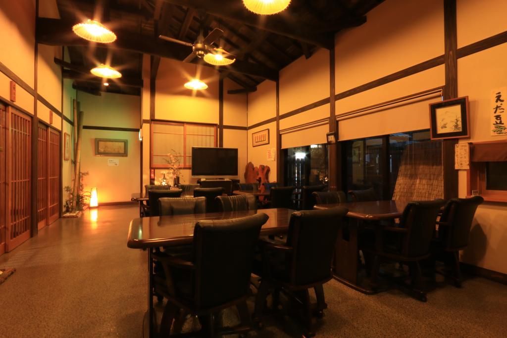 Miyakonojō 汤之元温泉传统日式旅馆酒店 外观 照片